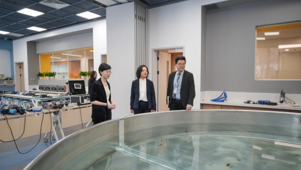 简讯 | 华东师大外语学院韩春红书记一行莅临我校指导交流