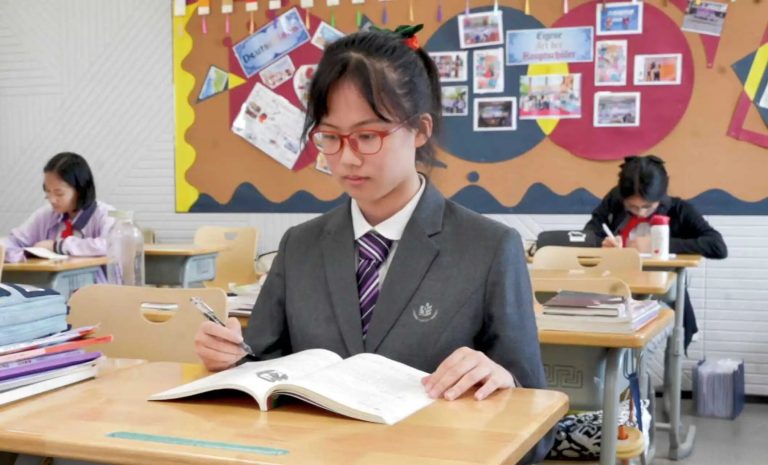 圣华学子·未来可期 | 知书明理、动静皆宜的郑千寻 A Promising Future